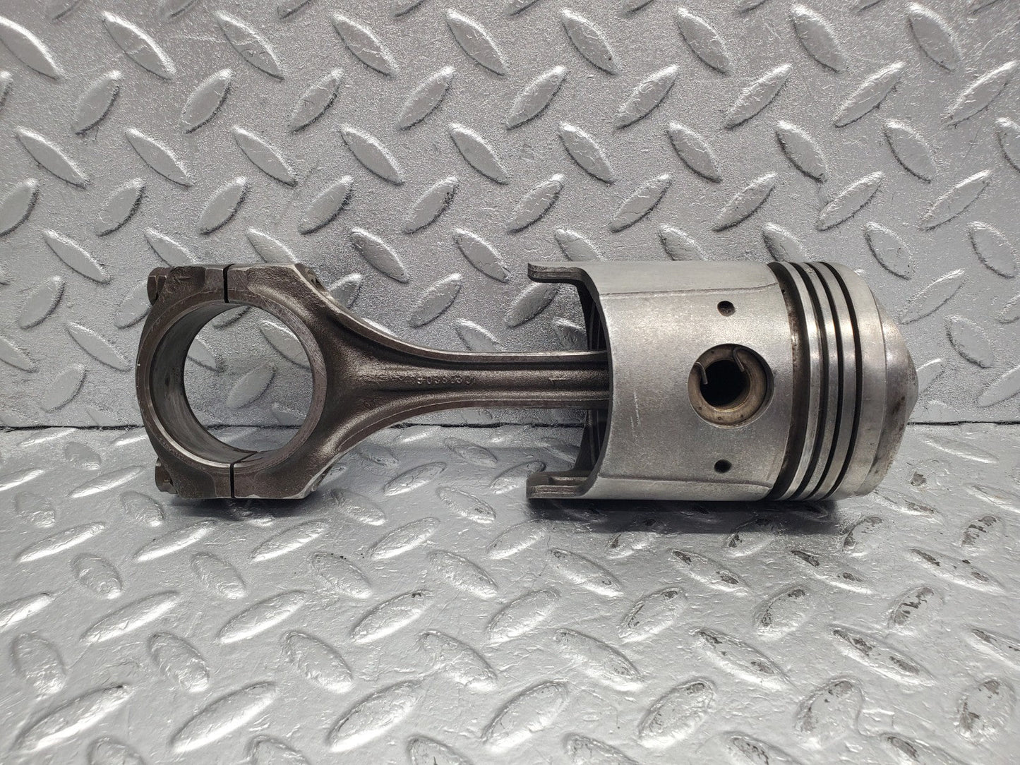 W112 piston and connecting rod used OEM