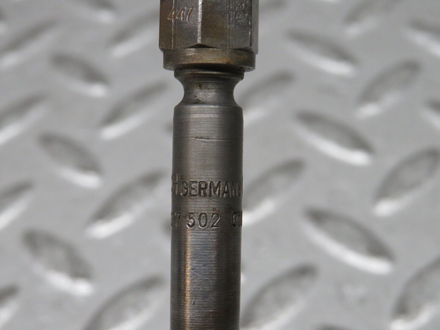 28662 Mercedes-Benz W123 230E Fuel Injector Bosch 0437502010