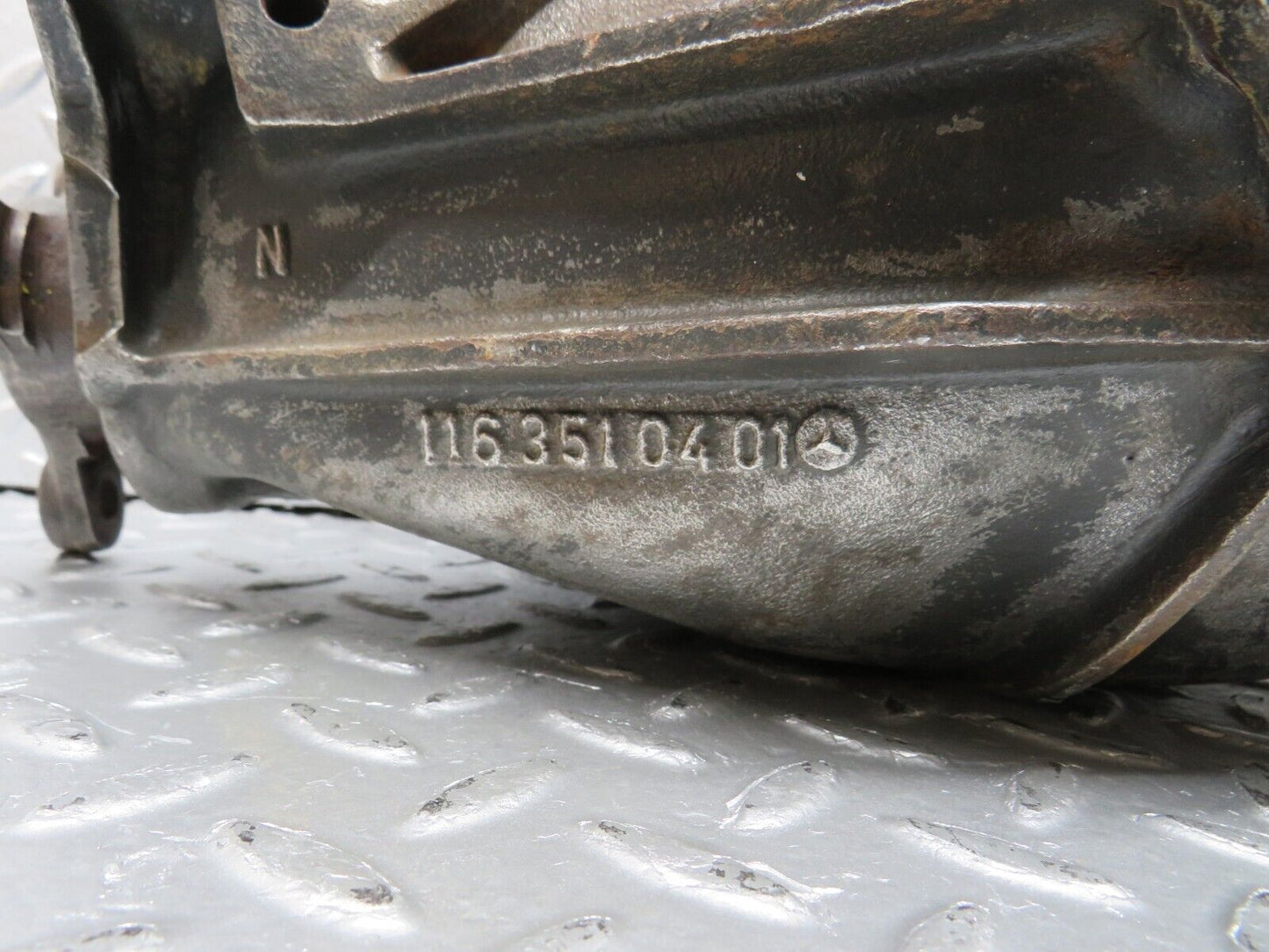 33022 Mercedes-Benz C107 R107 350 V8 Rear Differential Ratio 3.46 1163510401