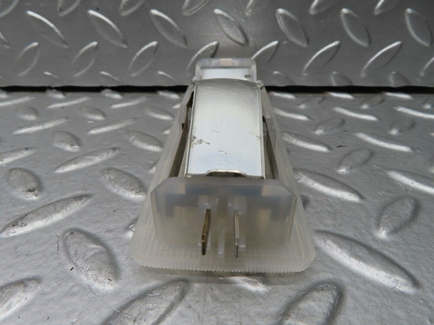 21559 Mercedes-Benz W126 300SE Rear Dome Light 1268200101