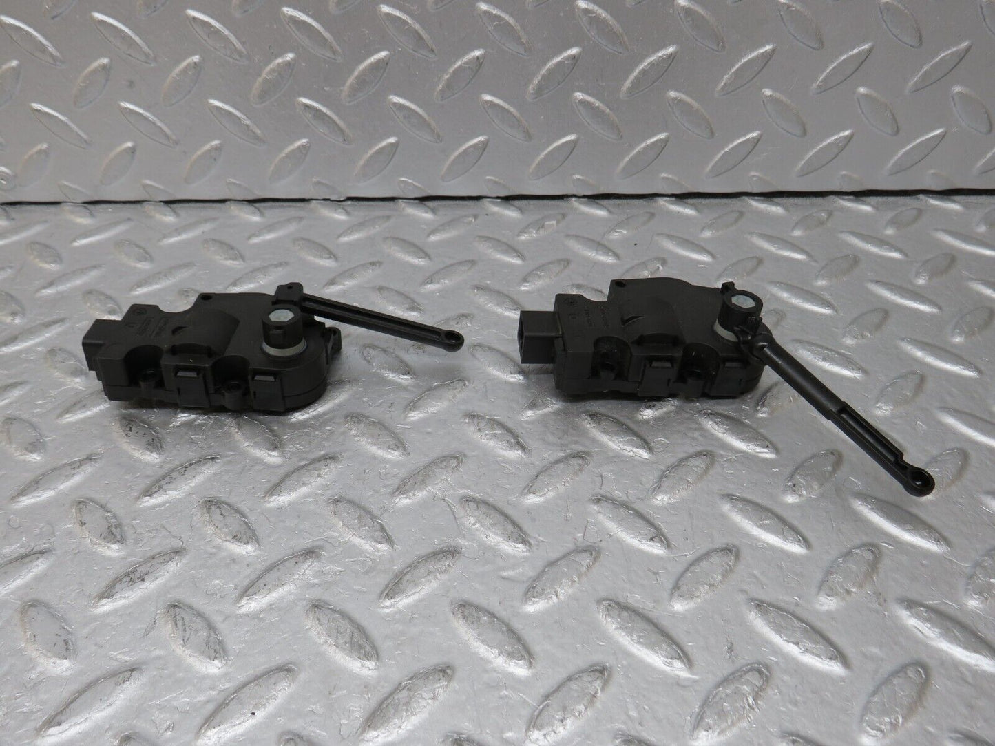 35271 Mercedes-Benz W221 Heater Actuator Motor 2x