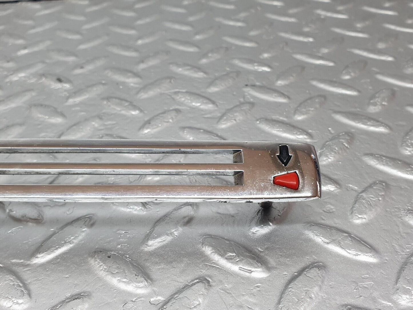 43350 Mercedes-Benz W108 280SE Dash Centre Heater Control Chrome