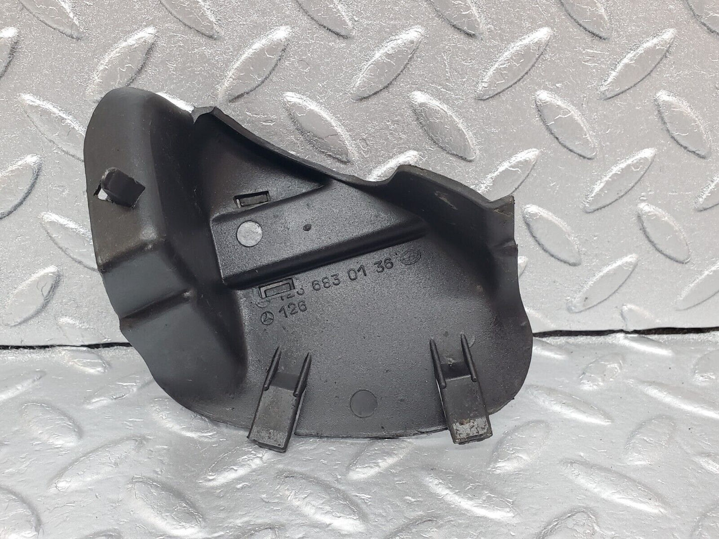 45636 Mercedes-Benz W126 420SE Engine Bay Cover Left 1266830136