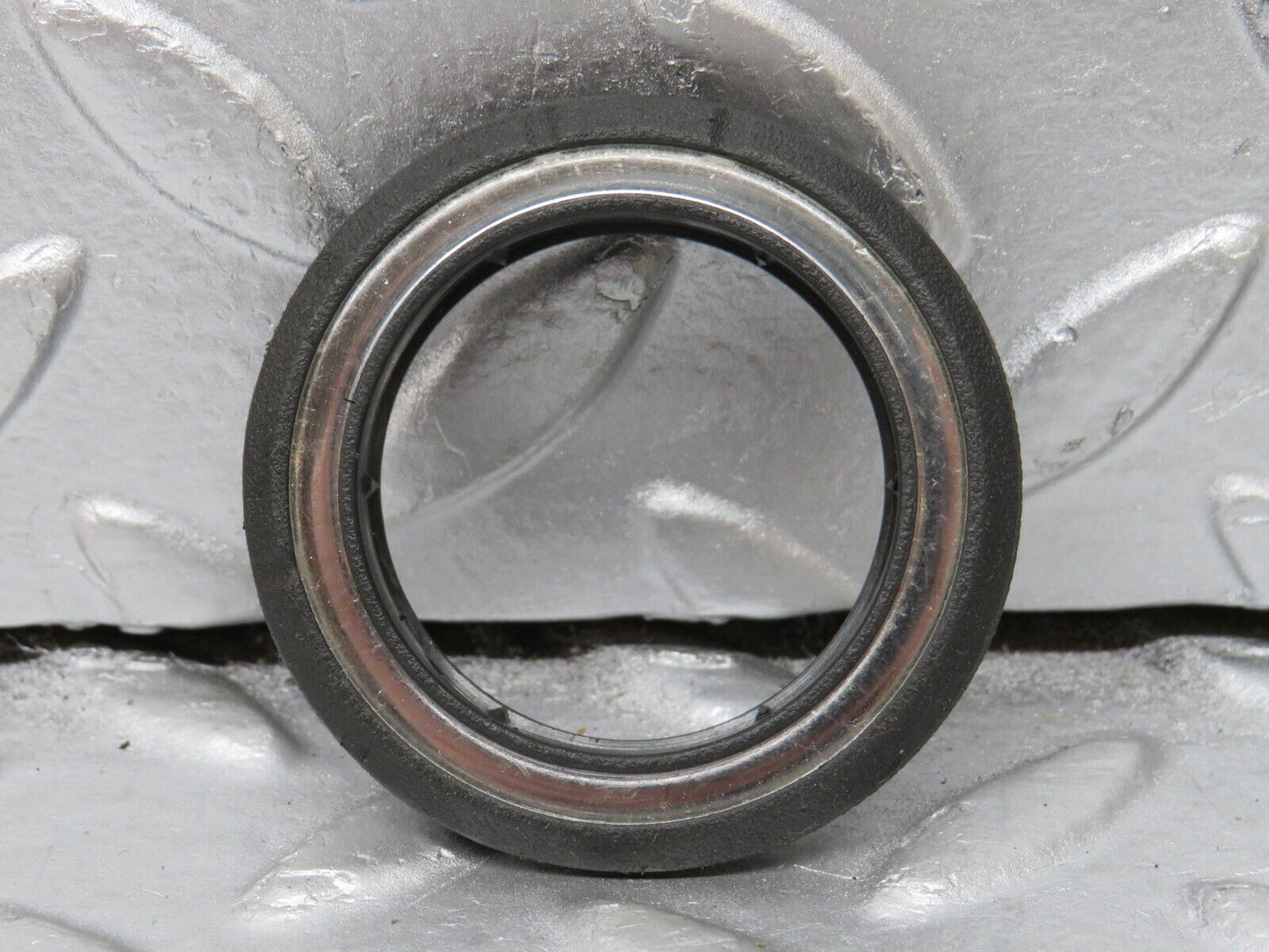 33437 Mercedes-Benz W202 C180 Ignition Switch Surround Chrome Ring 2026890480