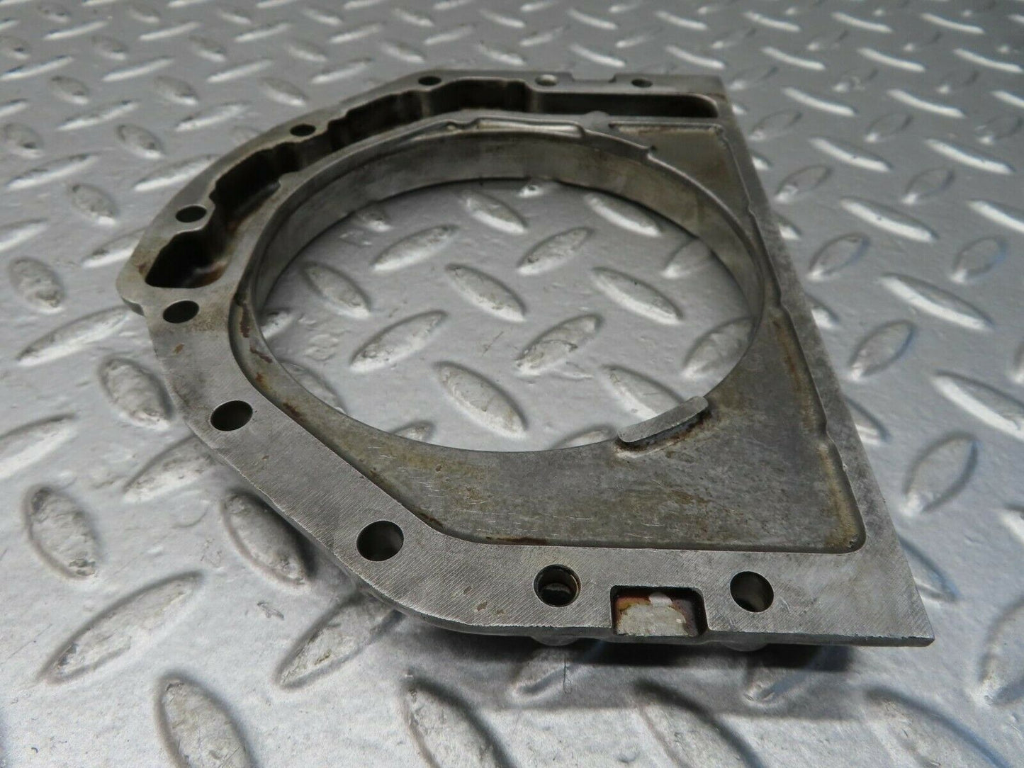 15710 Mercedes-Benz R107 450SL Crankshaft Rear Sealing Cover 1160110608