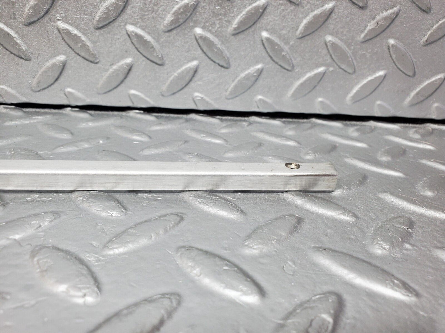 45982 Mercedes-Benz W126 420SE Sunroof Chrome Trim