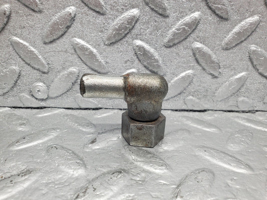 W112 cylinder head water hose pipe connector used OEM