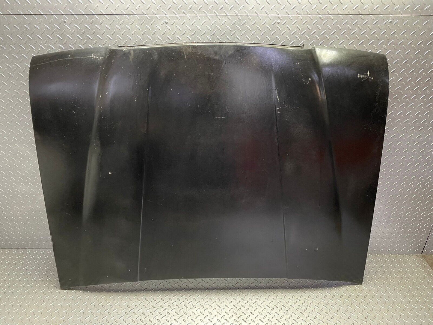 0169 Mercedes-Benz W116 350SE Bonnet