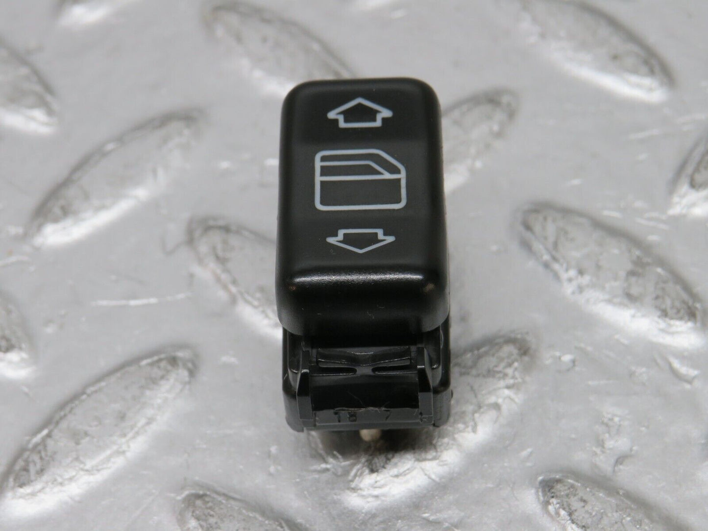 32467 Mercedes-Benz S124 300TE Wagon Electric Window Switch Right 1248204710