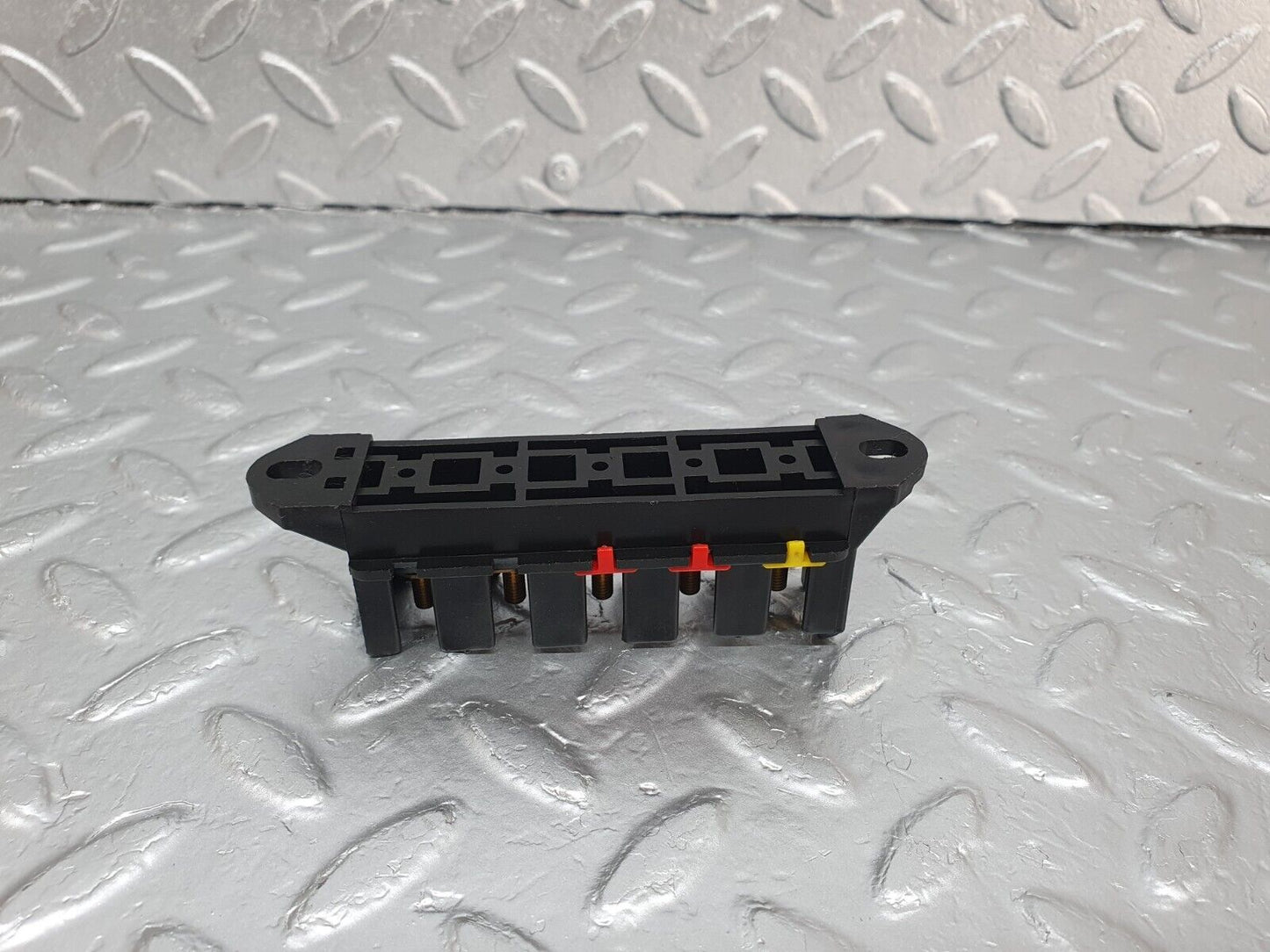 42953 Mercedes-Benz W201 190 2.0L Cable Connector 2015400669