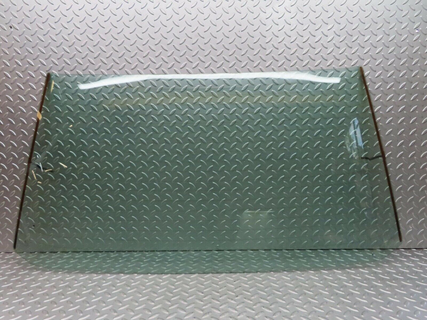 14747 Mercedes-Benz W201 190E Rear Heated Windscreen Glass
