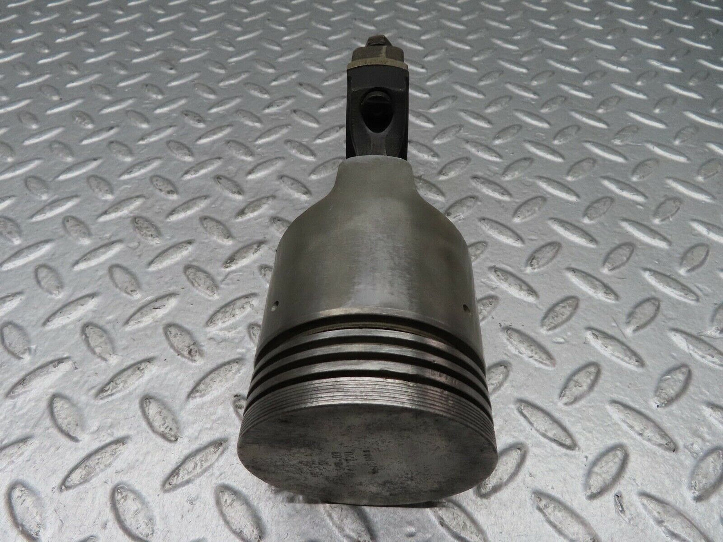 18464 Mercedes-Benz W111 220SE Coupe Piston With Connecting Rod 80.720 mm