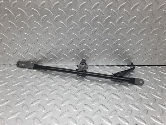 42814 Mercedes-Benz W201 190 2.0L Horn Bracket
