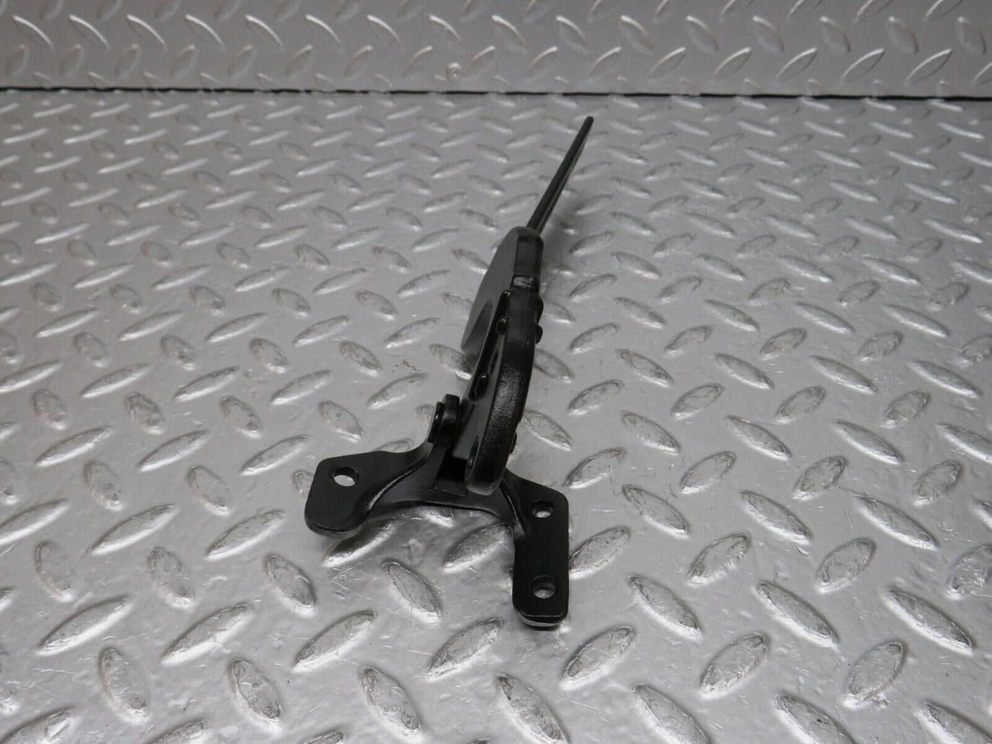 31438 Mercedes-Benz S124 220TE Trunk Lid Hinge Right Side 1247430451 124743022