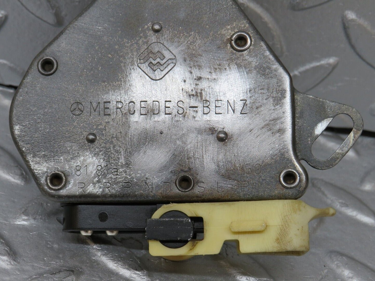 36693 Mercedes-Benz W201 190E Reverse Light Switch 1235401945 1235450142