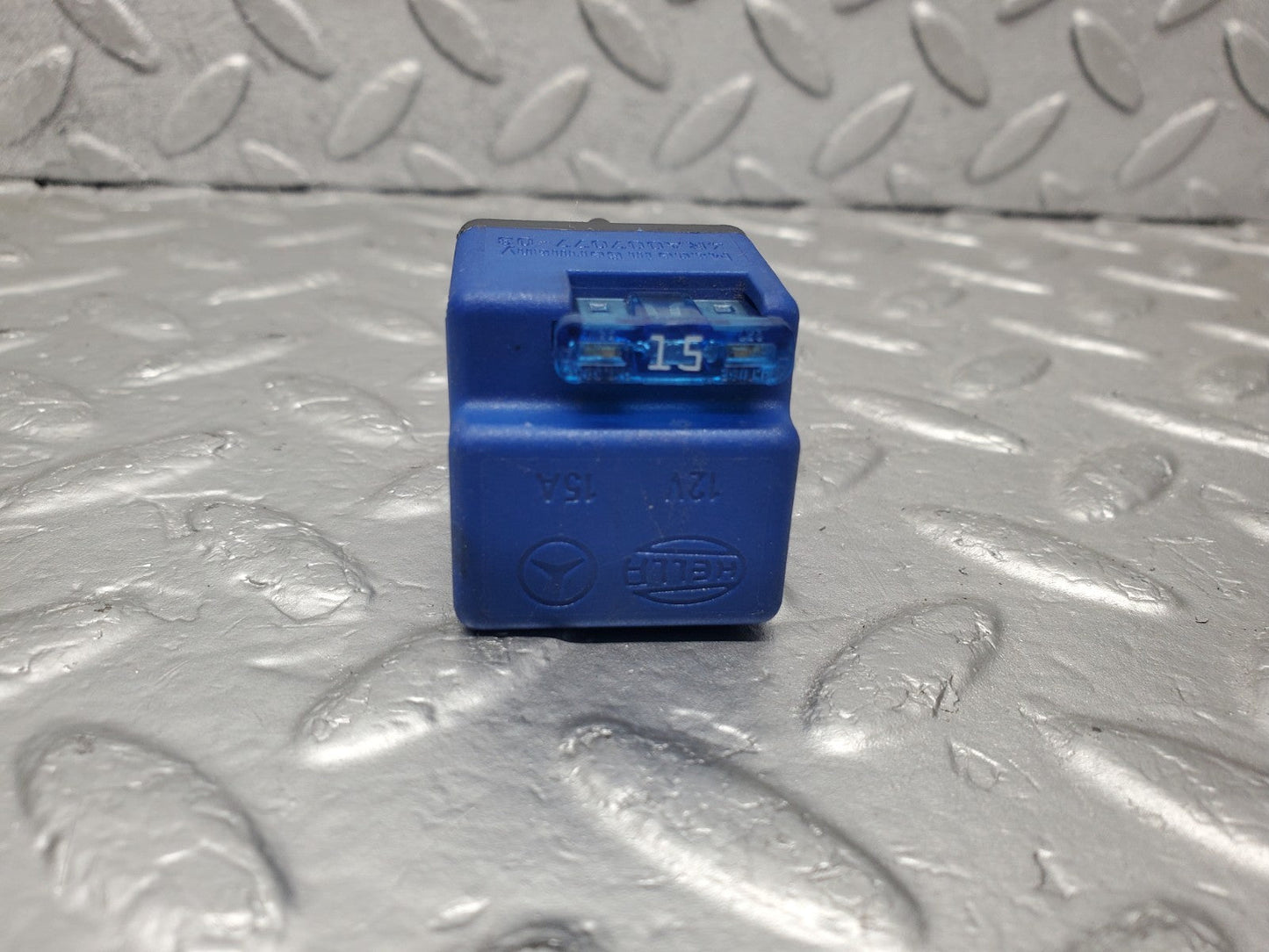 46895582