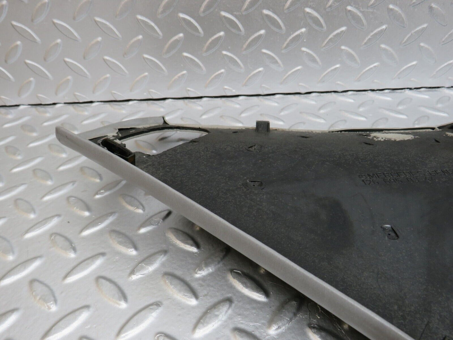 35961 Mercedes-Benz W126 420SE C Pillar Cover Panel Left Side Grey 1266950344