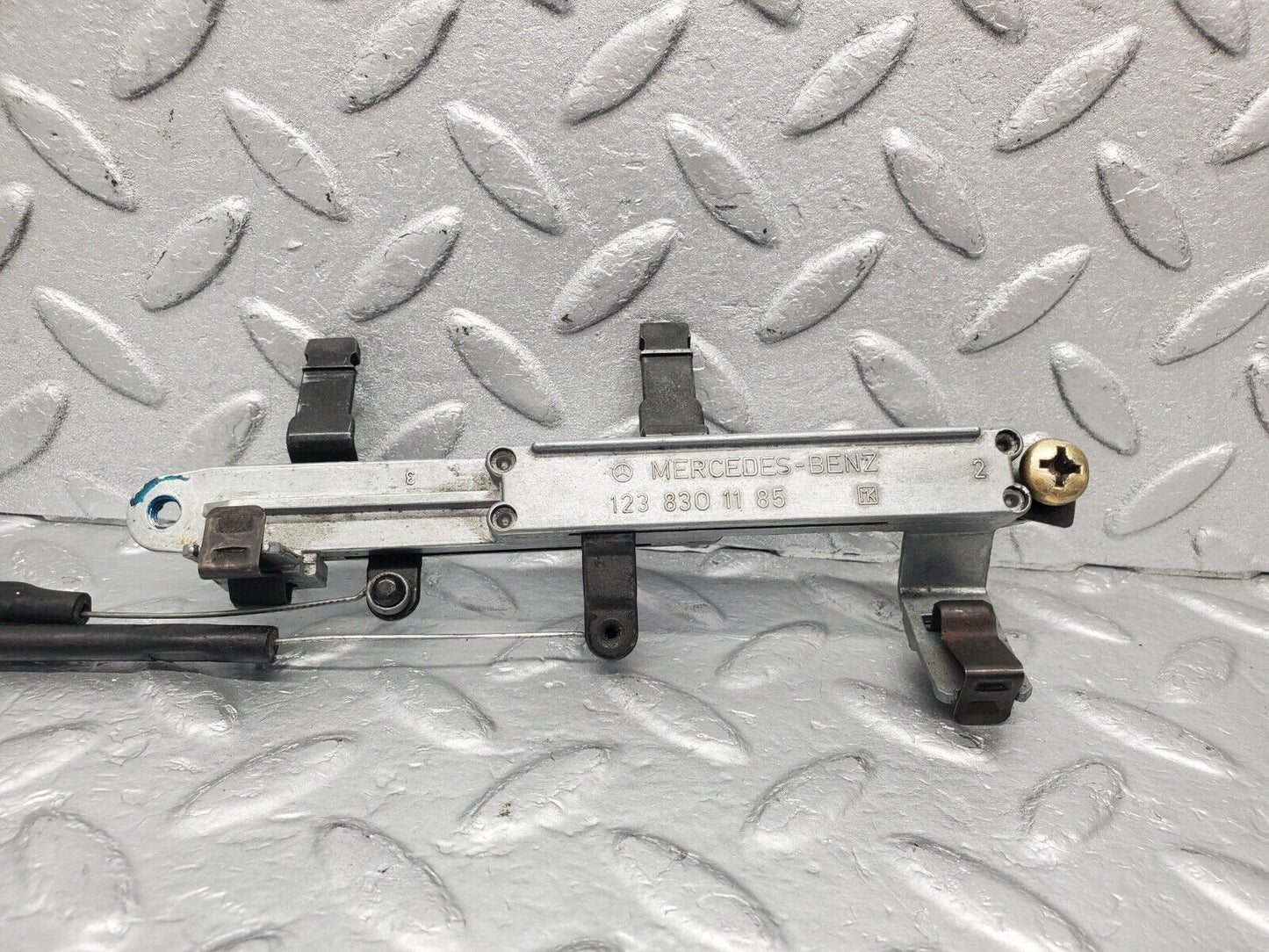 46079 Mercedes-Benz S123 200T Wagon Heater Slider Control 1238301185