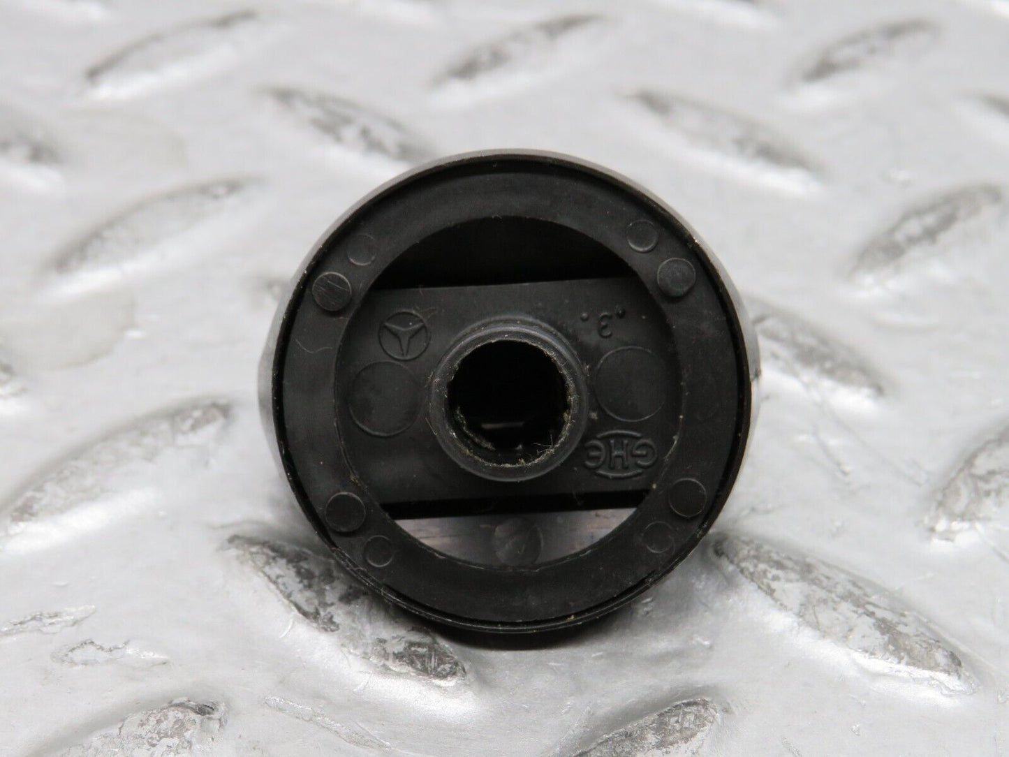 28304 Mercedes-Benz S123 240D Wagon Heater Control Knob Set