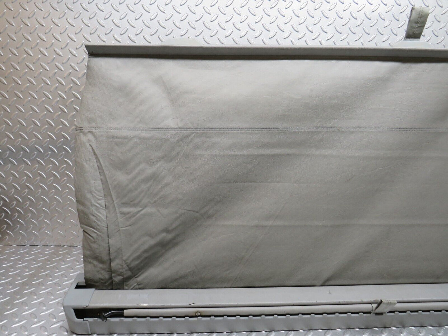 32581 Mercedes-Benz S124 300TE Wagon Trunk Roll Compartment Cover