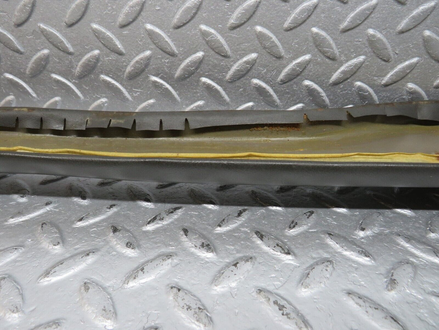 40240 Mercedes-Benz W110 230 B Pillar Cover Right Side