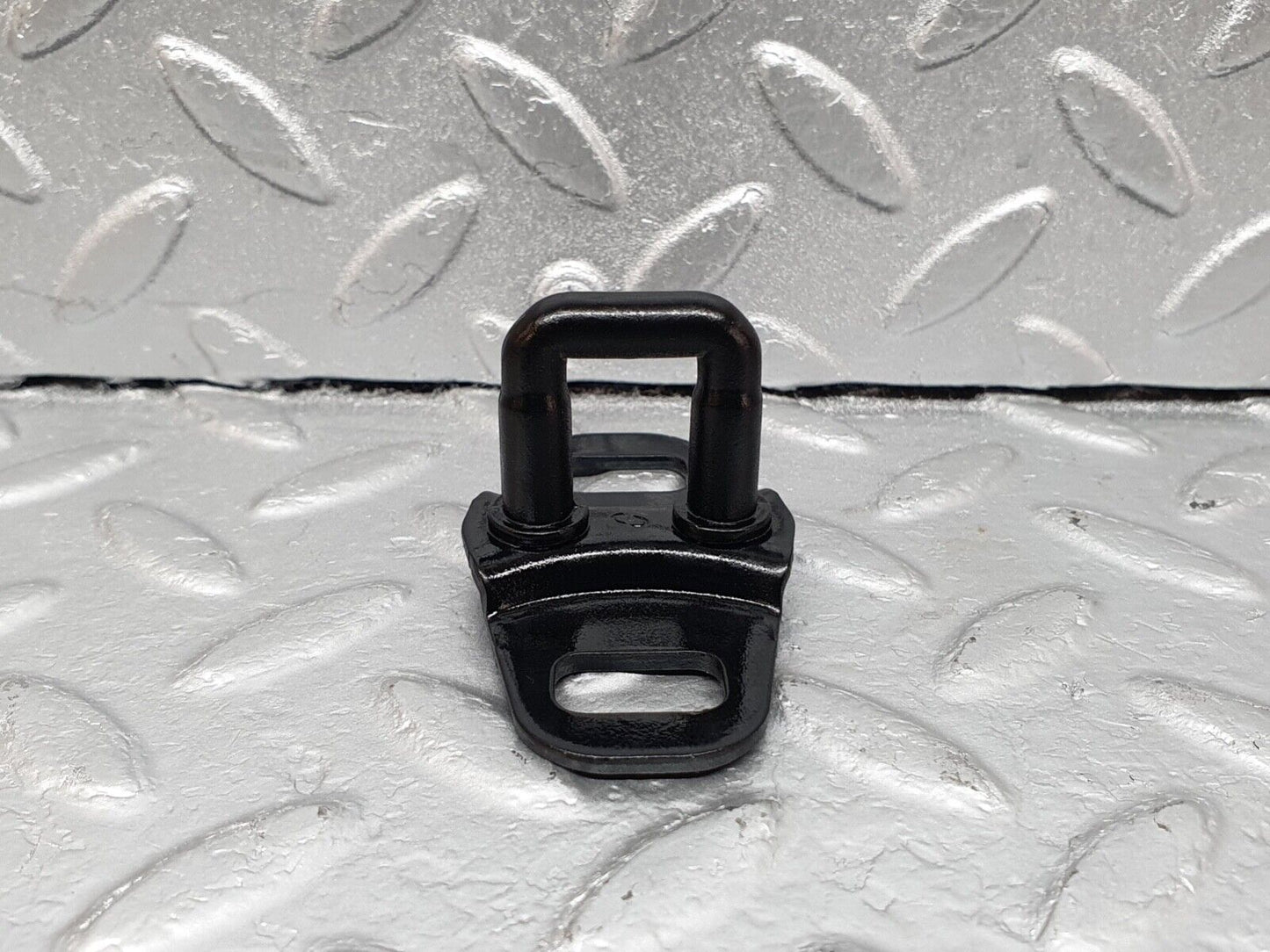 42019 Mercedes-Benz W202 C200 Bonnet Lock Latch 2028800260