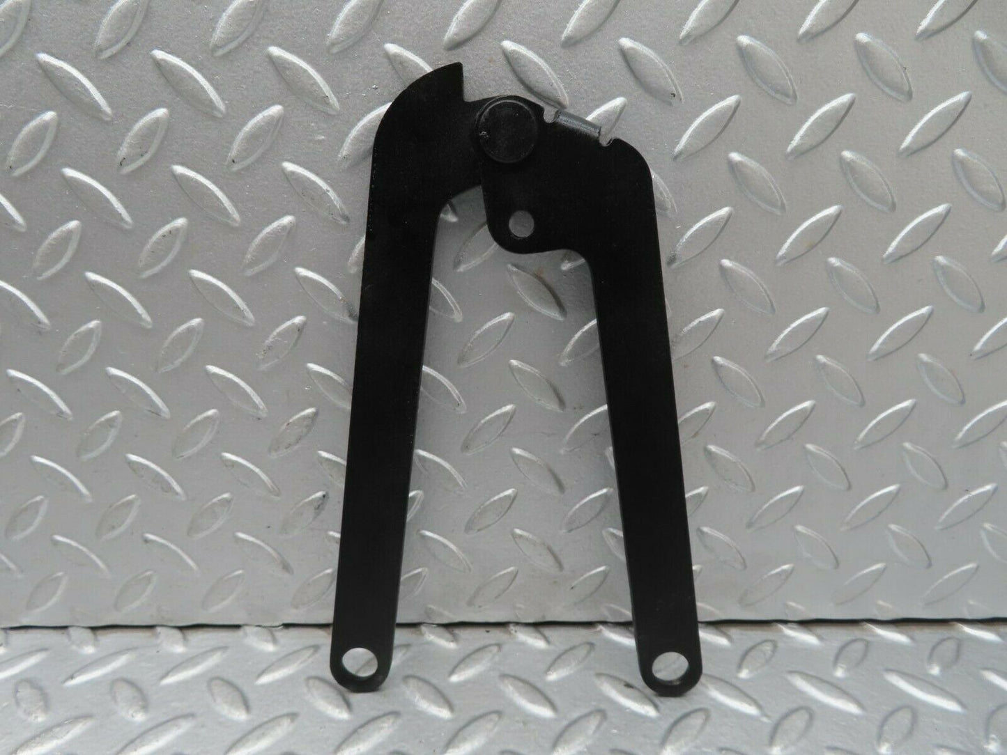 15555 Mercedes-Benz R107 450SL Bonnet Hinge Right Side