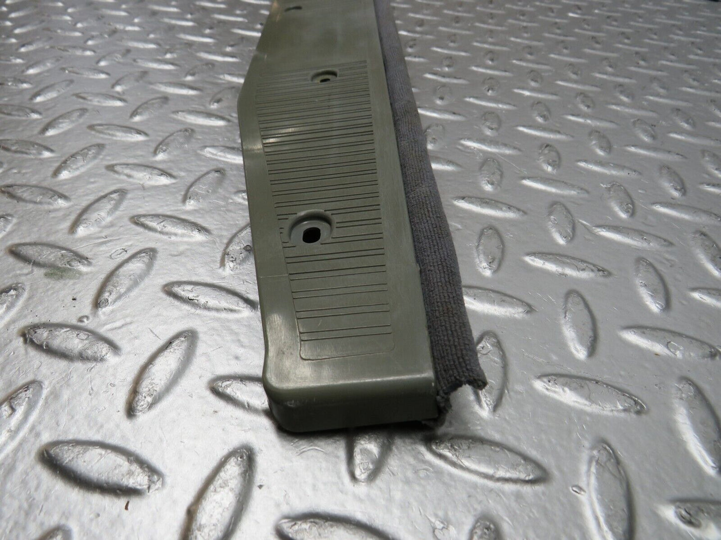31283 Mercedes-Benz S124 220TE Wagon Tailgate Cover Panel Grey 1247470635