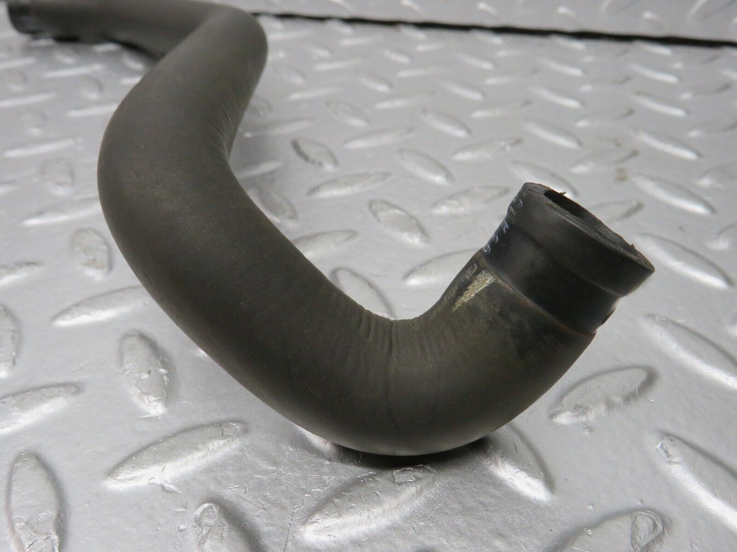 33936 Mercedes-Benz W124 260E Coolant Hose Pipe 1248326394