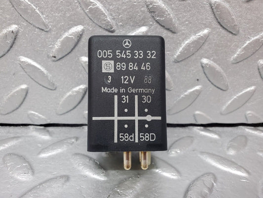 45586 Mercedes-Benz W126 420SE Light Control Relay 0055453332