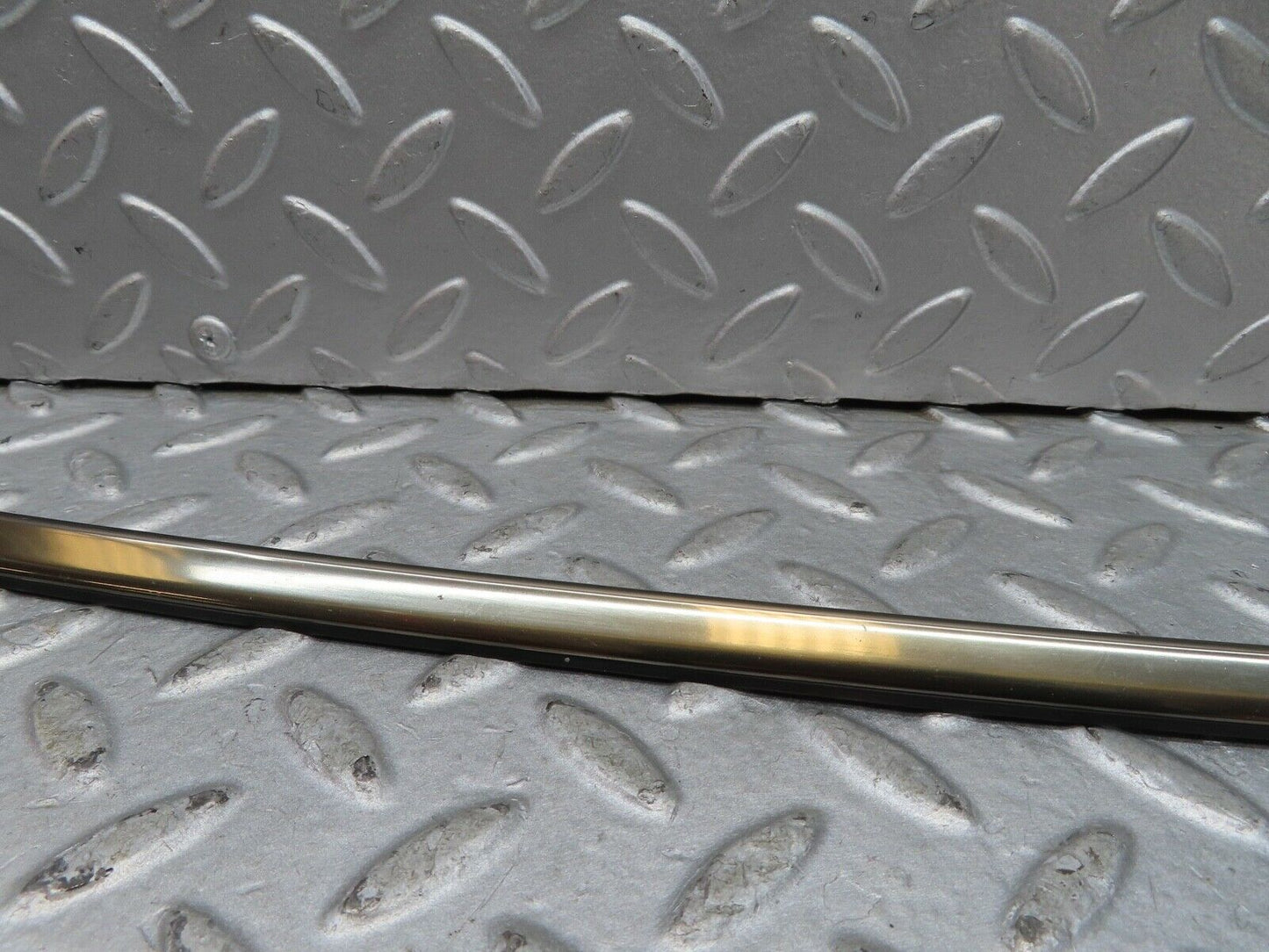 17400 Mercedes-Benz R129 300SL Coupe Front Windscreen Top Chrome Moulding Trim