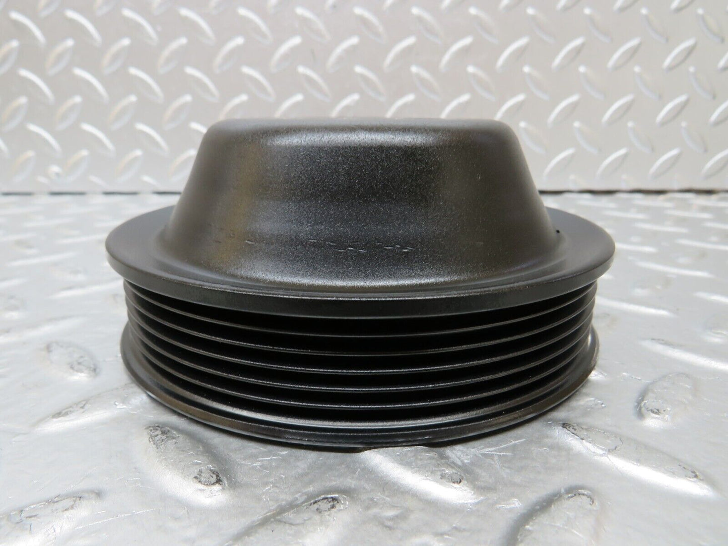 25912 Mercedes-Benz W124 280E Water Pump Pulley 1264600379