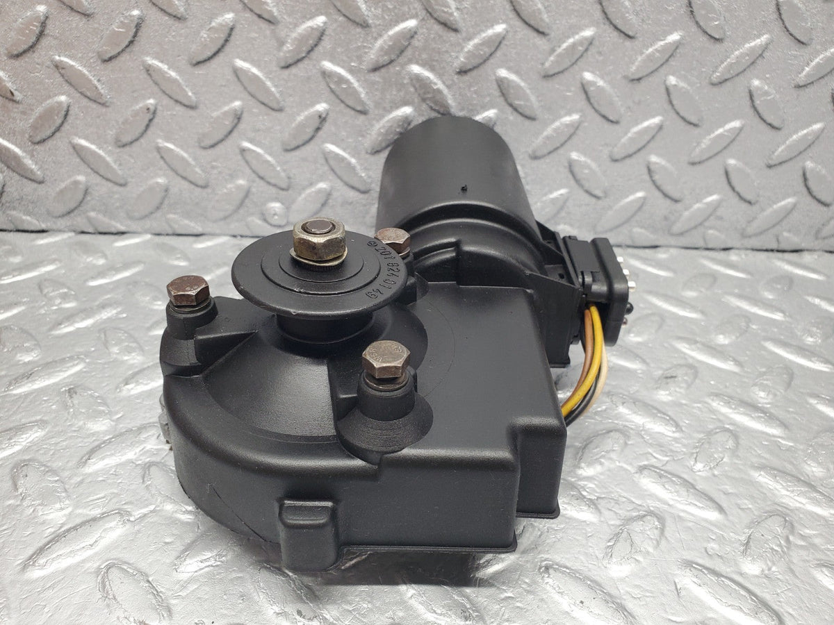 W201 Baby Benz wiper motor used OEM