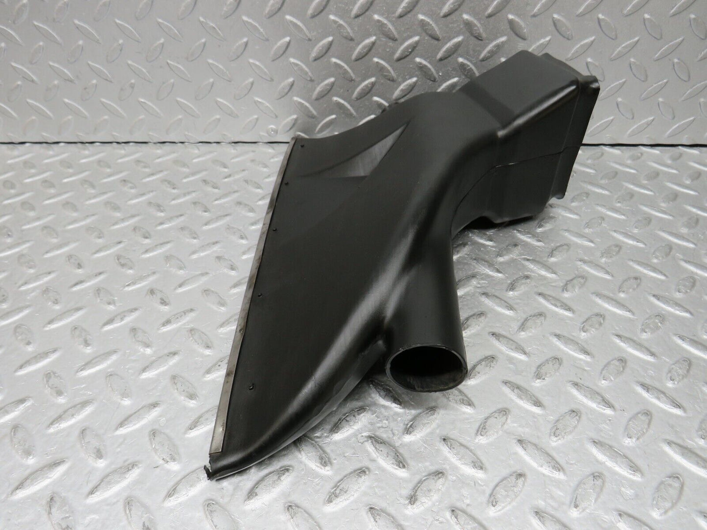 37429 Mercedes-Benz W109 300SEL Dashboard Air Vent Duct Right Side