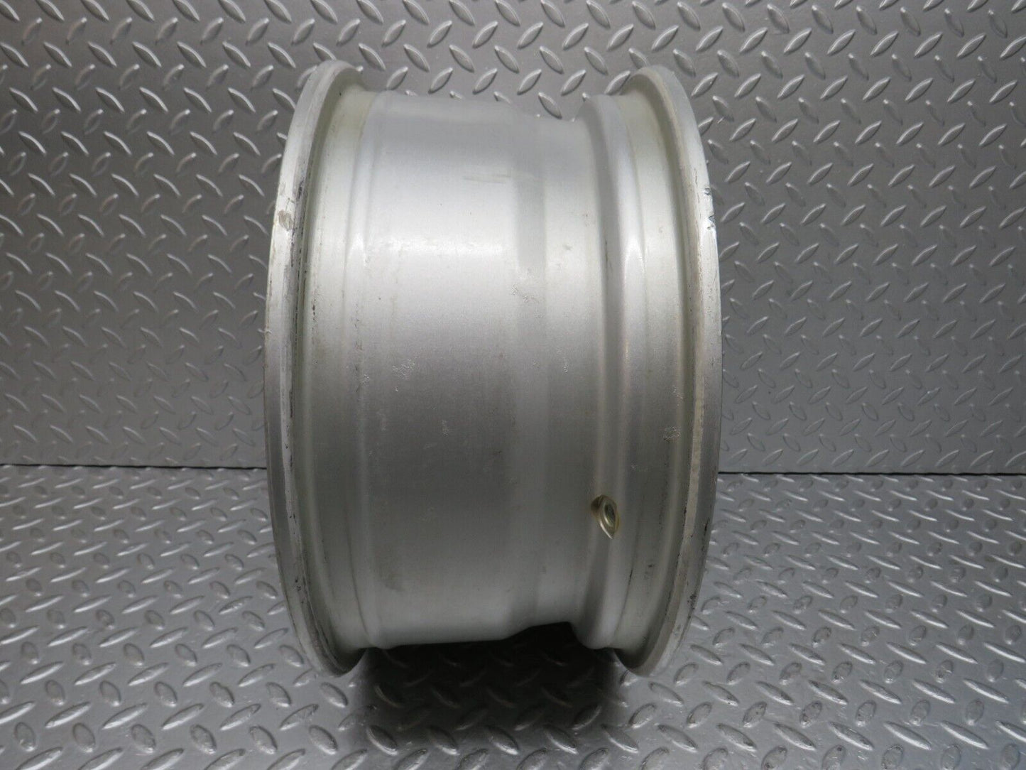 38190 Mercedes-Benz A124 Alloy Wheel 7Jx15H2 ET37 KBA44301