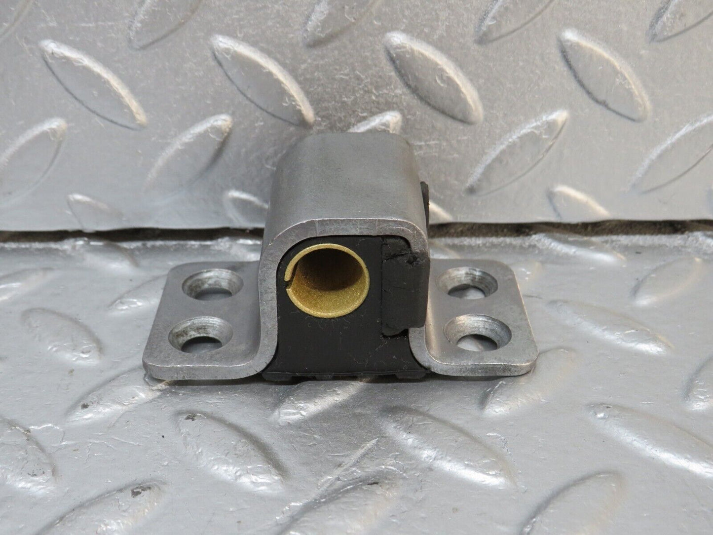40628 Mercedes-Benz W123 300D Right Door Lock Latch