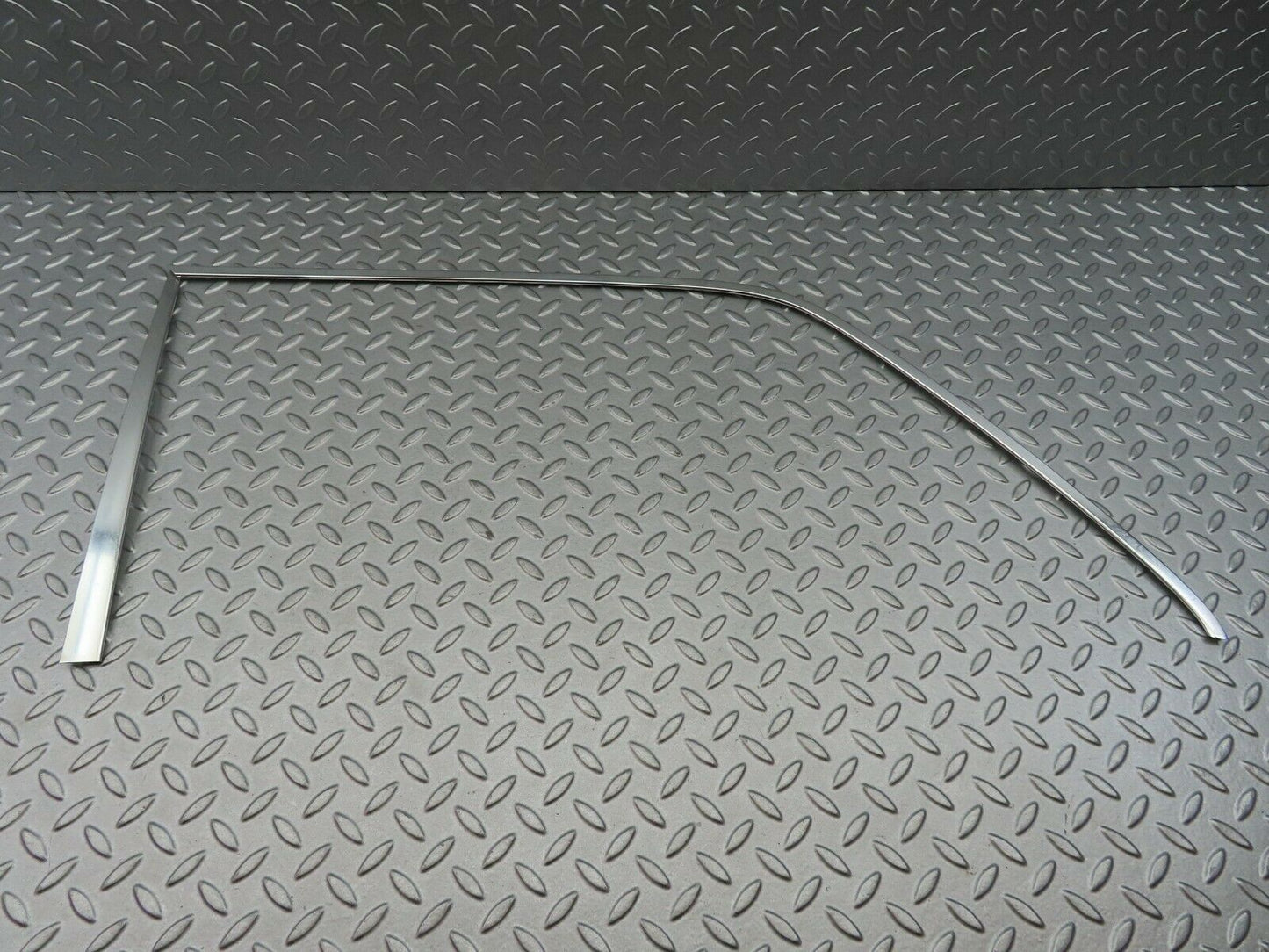 5909 Mercedes-Benz W123 200 Door Chrome Window Frame Rear Left