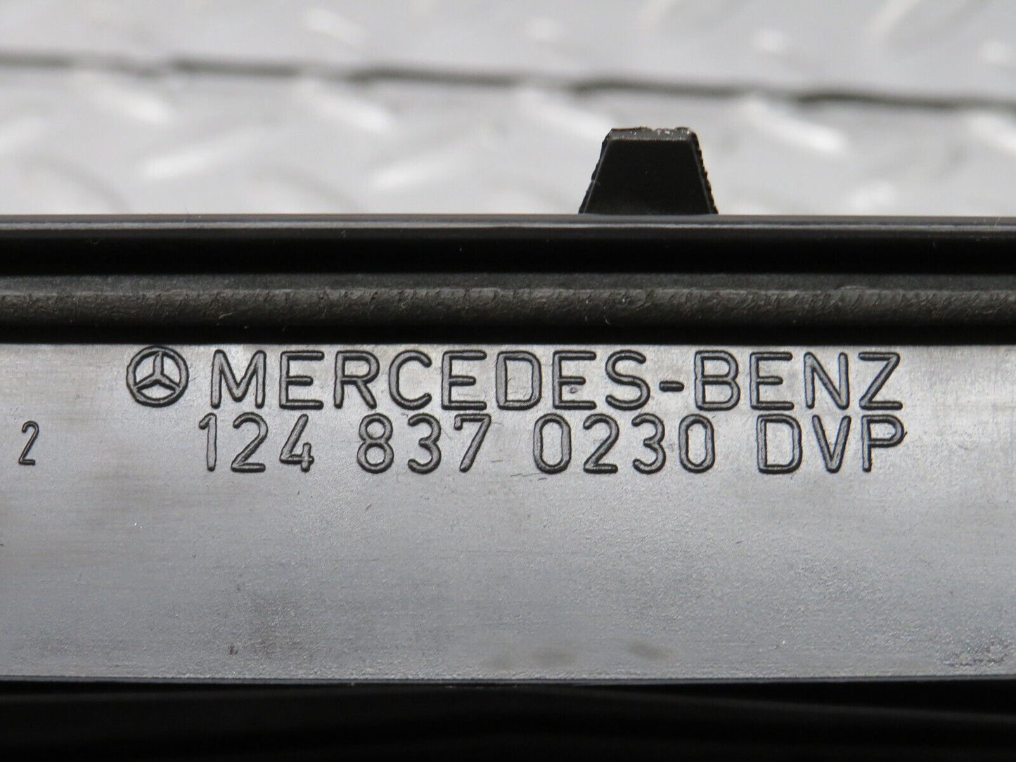 38270 Mercedes-Benz R129 280SL Coupe Air Intake Vent 1248370230