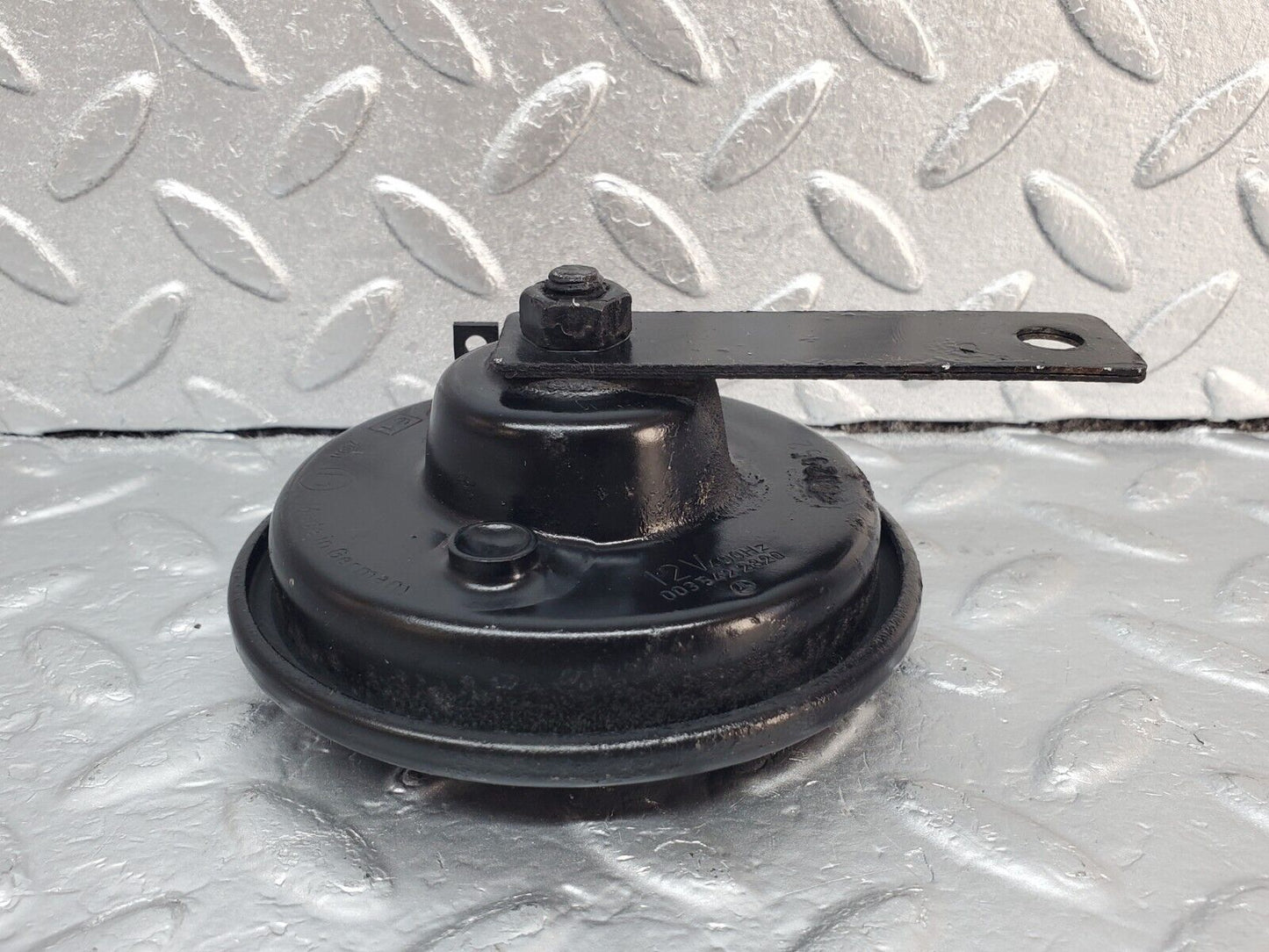 45685 Mercedes-Benz W126 420SE Horn 002952 0035422820