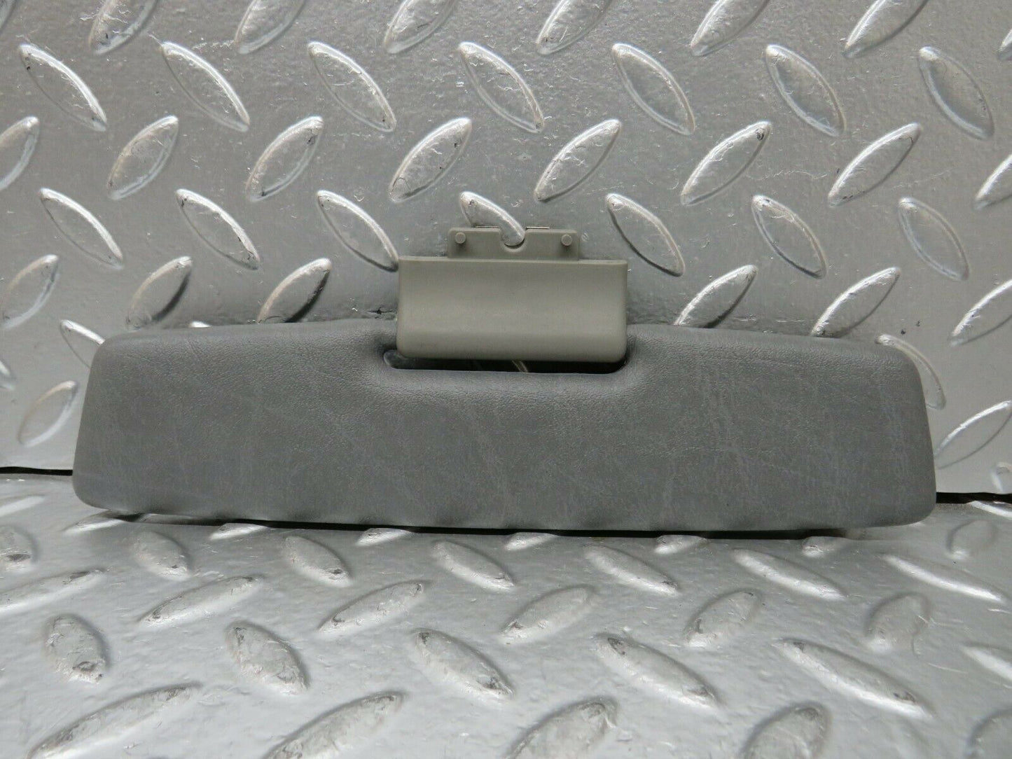 24347 Mercedes-Benz S124 220TE Wagon Middle Sun Visor