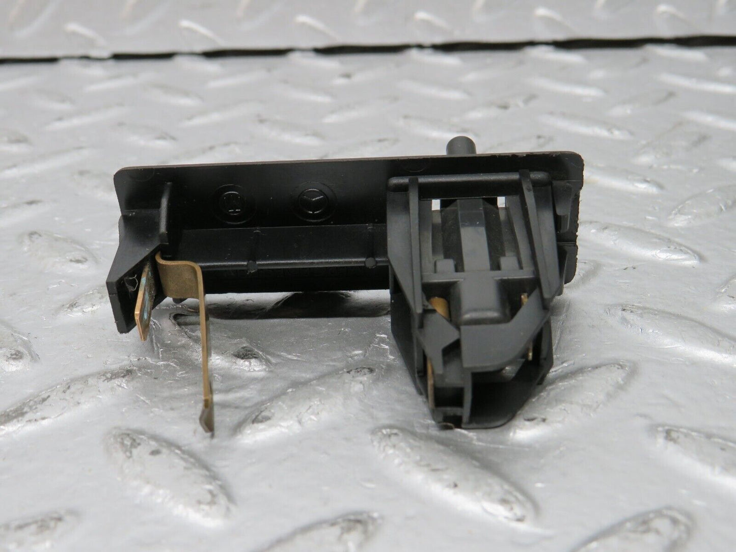32156 Mercedes-Benz W123 230E Trunk Boot Light Switch 2018200211