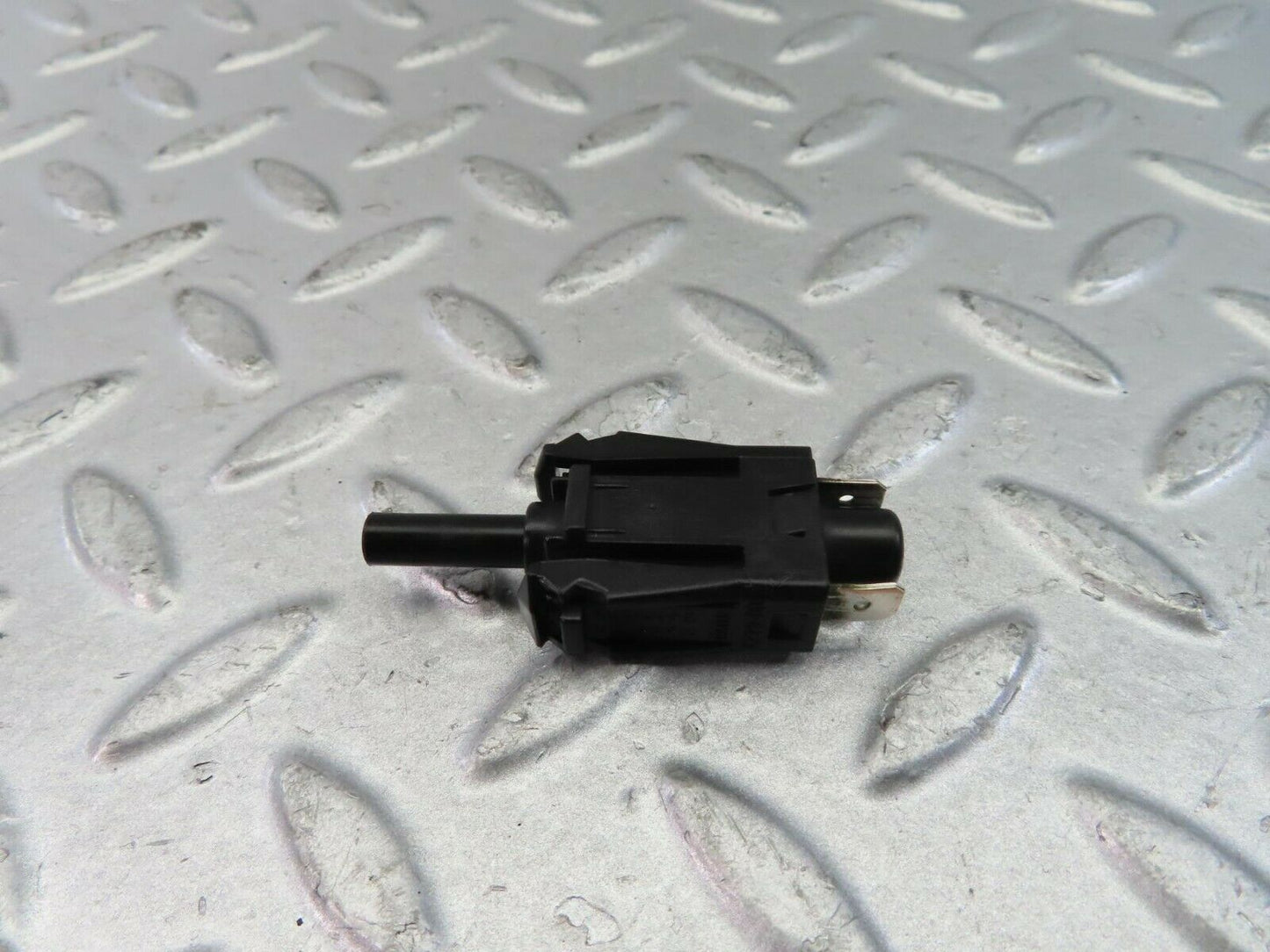 9459 Mercedes-Benz C124 300CE Coupe Door Contact Switch 0015458714
