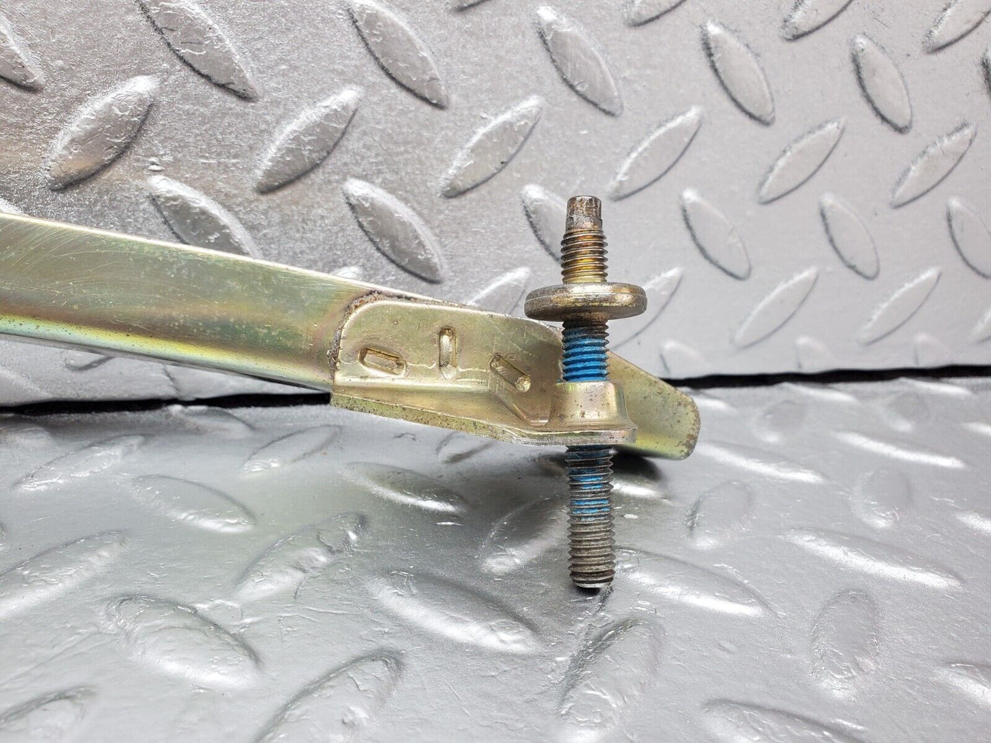 45242 Mercedes-Benz R129 300SL Coupe Left Door Front Window Channel