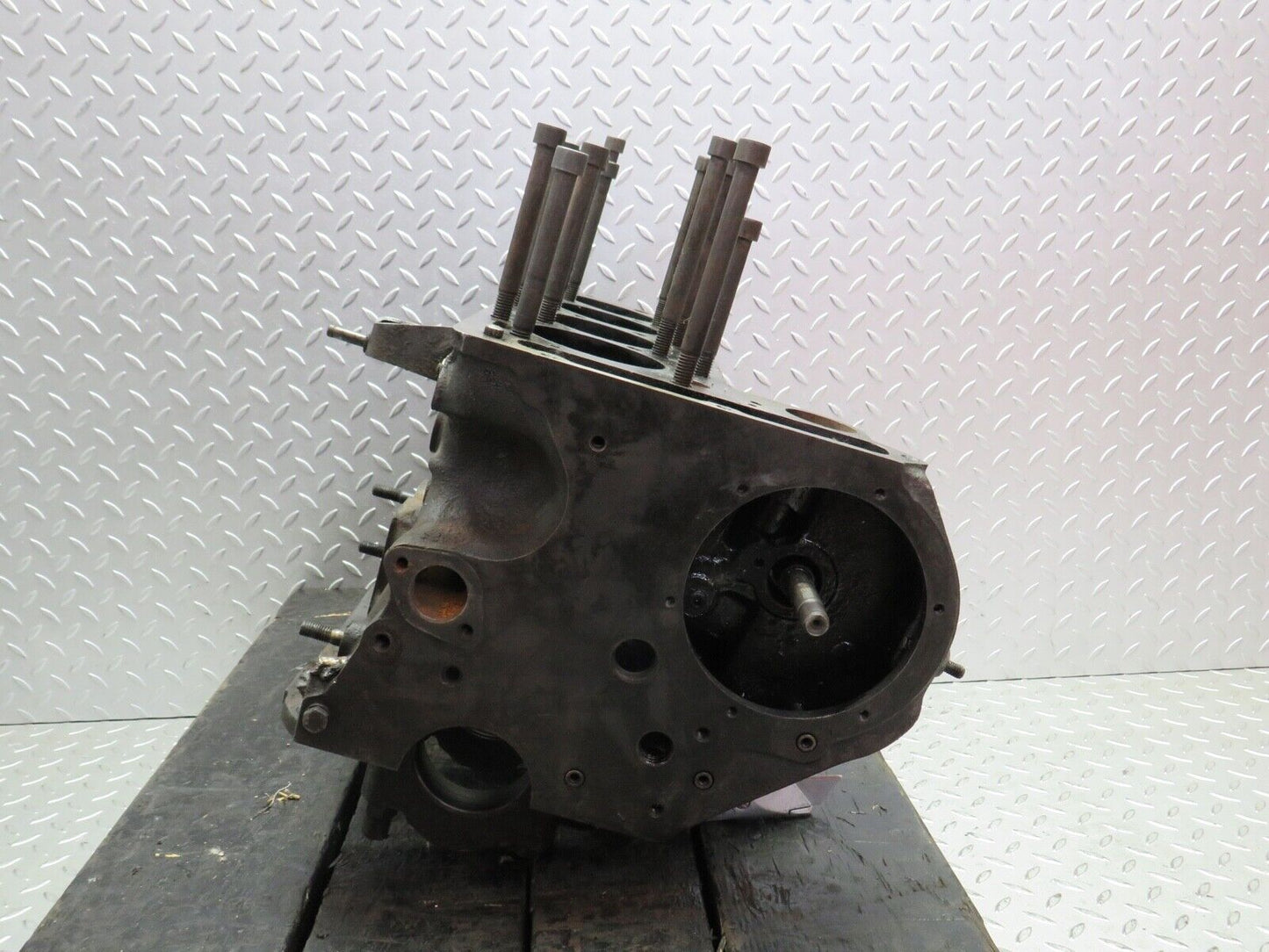 0346 Mercedes-Benz W123 220D Engine Block 6150111101