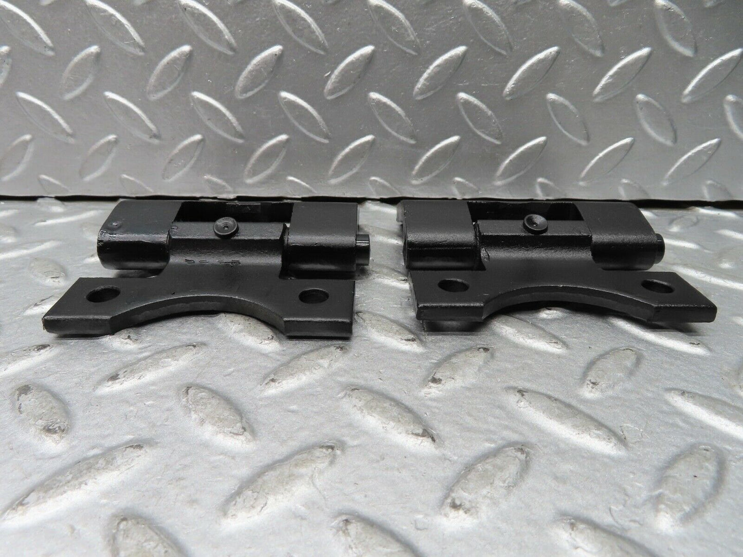 20524 Mercedes-Benz R107 450SL Right Door Hinges Pair