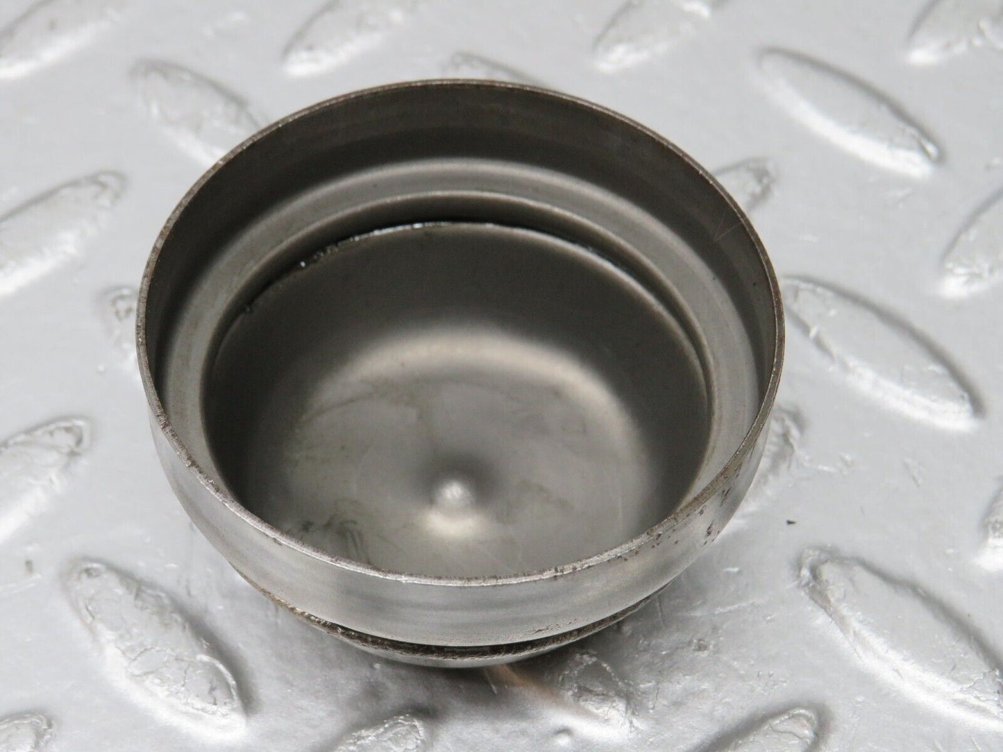 33478 Mercedes-Benz W202 C180 Wheel Hub Locking Cap
