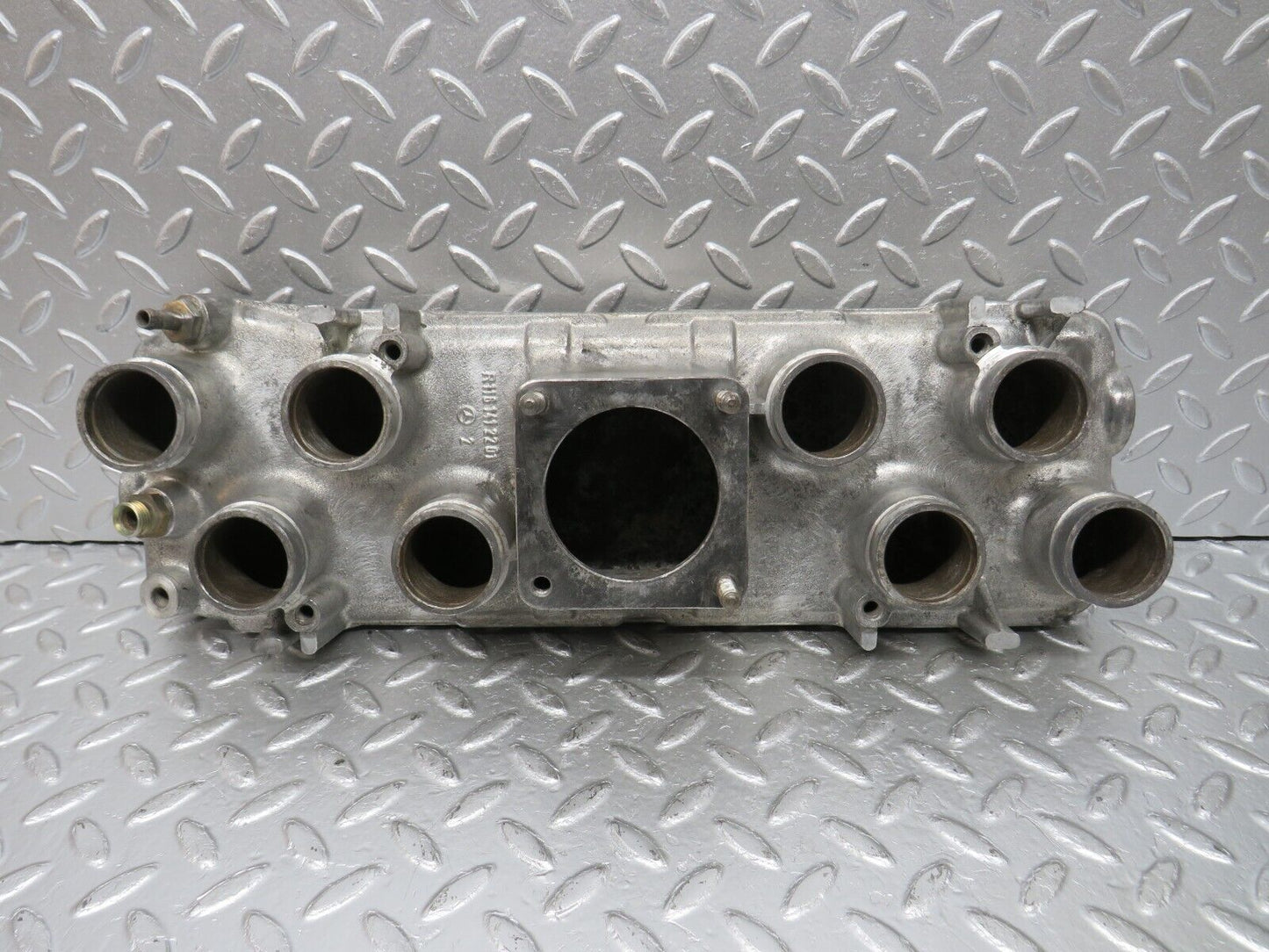 33081 Mercedes-Benz C107 R107 350 V8 Air Intake Manifold 1161412201