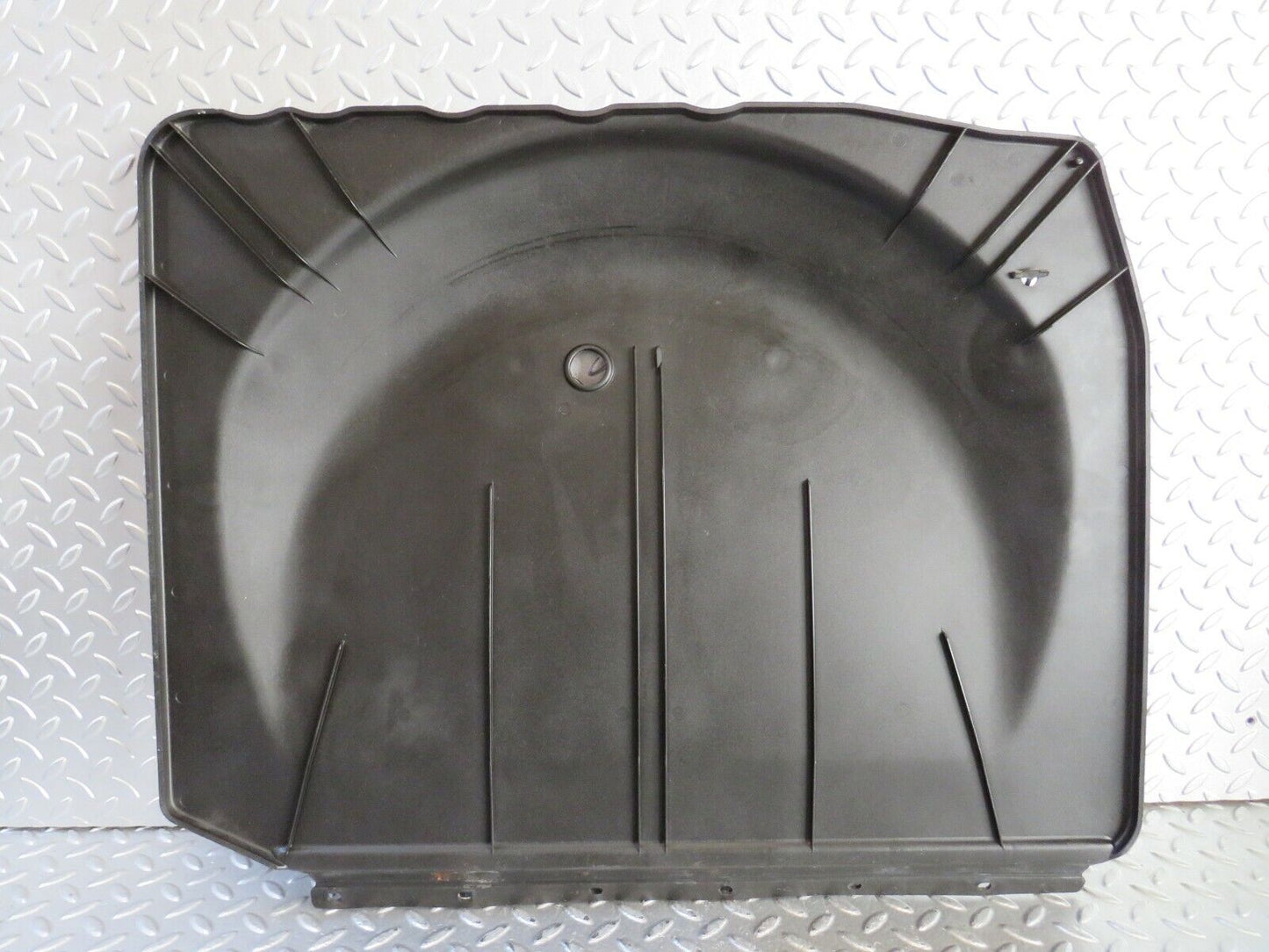 22850 Mercedes-Benz C107 450SLC Coupe Spare Wheel Cover 1076930033