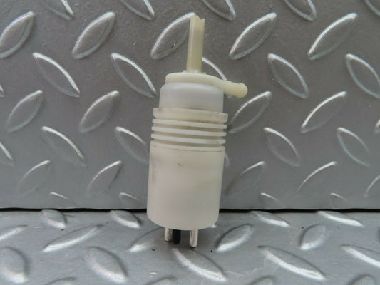 6513 Mercedes-Benz S124 E220 Wagon Windscreen Washer Pump 1248690421