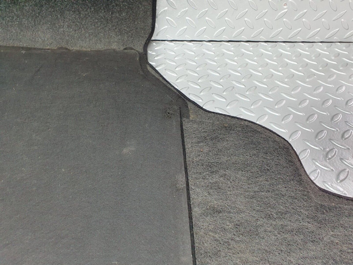 41770 Mercedes-Benz W202 C200 Trunk Boot Floor Carpet 2026800342